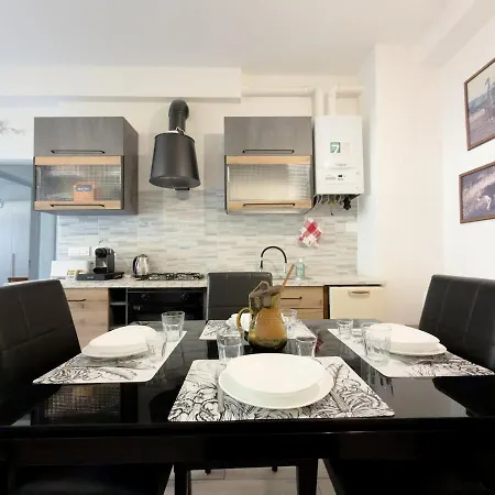 Quiet In Val Brona 아파트 발브로나